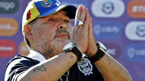 Mort de Maradona: un chirurgien évoque le comportement "très difficile" de l'ancien joueur lors des soins