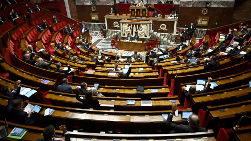 "Réformer l'accueil des gens du voyage": le texte adopté par les députés, la gauche pointe son caractère "répressif"