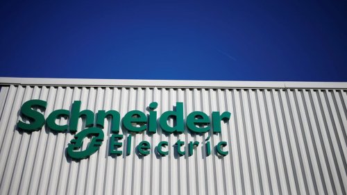 Le français Schneider Electric veut investir 700 millions de dollars aux Etats-Unis dans l'IA et l'énergie