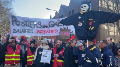 Grève du 7 février: des dizaines de milliers de manifestants dans le Nord-Pas-de-Calais, la mobilisation en baisse