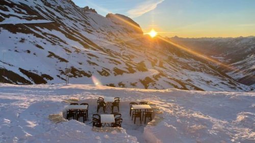 Hautes-Alpes: le refuge du col du Galibier bientôt rouvert toute l'année