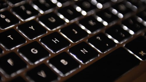 "J'explique que j'ai 11 ans": l'association "Les enfants d'Argus" utilise des enfants virtuels pour traquer les pédocriminels