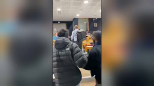 "Nous demandons sa démission": 50 universitaires réclament le départ de la présidente de Lyon-2
