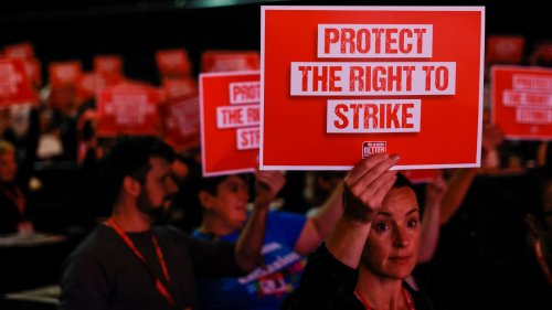 Grèves au Royaume-Uni: le gouvernement n'exclut pas de déployer l'armée en cas de perturbations