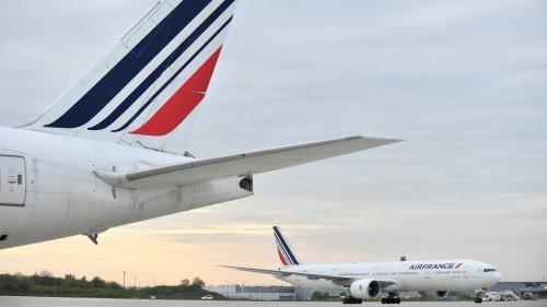 Un avion d'Air France rebrousse chemin après un incident technique
