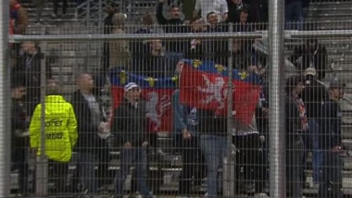 Ajaccio-OL: la scène improbable des supporters lyonnais, qui quittent le stade pour ne pas rater le ferry