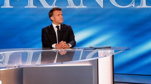 Interview d'Emmanuel Macron: le président envisage "plusieurs référendums" dans "les mois à venir"