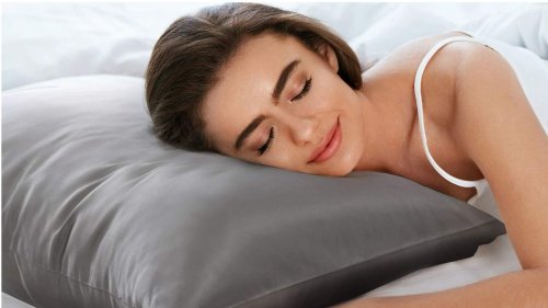 Train yourself to fall asleep in 2 minutes with this smart sleep hack