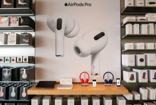 AirPods Pro and AirPods 2 are cheaper today at Amazon than they were on Black Friday