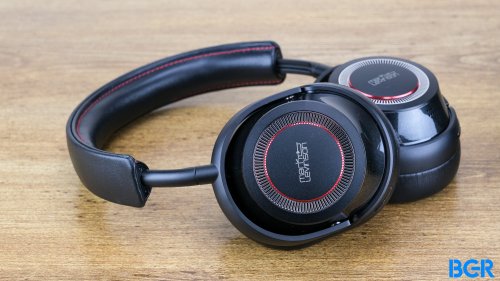 Mark Levinson No. 5909 review: Headphones that sound as expensive as they cost