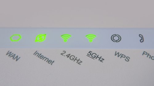 4 Devices You Should Always Connect To 5GHz Wi-Fi (And 4 That Can Stay On 2.4GHz)