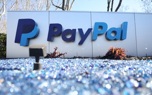 New PayPal rule: The company can take $2,500 from your account for sharing misinformation (UPDATE)