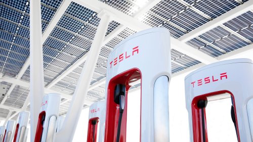 Tesla announces a new fee if you want to charge above 90% at some Superchargers