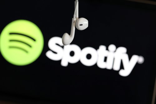 This new subscription service could help Spotify crush Apple Music