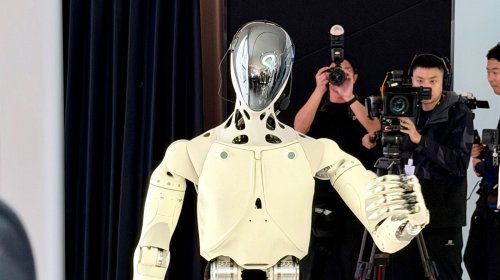 Scientists Are Trying To Build Empathy Into Robots - Here's How