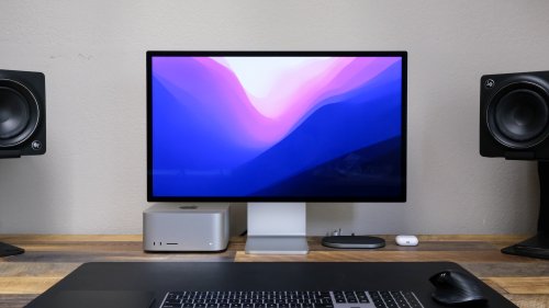 Apple delays new external display with miniLED to early 2023
