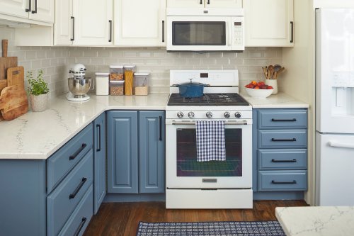 8 Things You Should Never Store in Your Oven Drawer