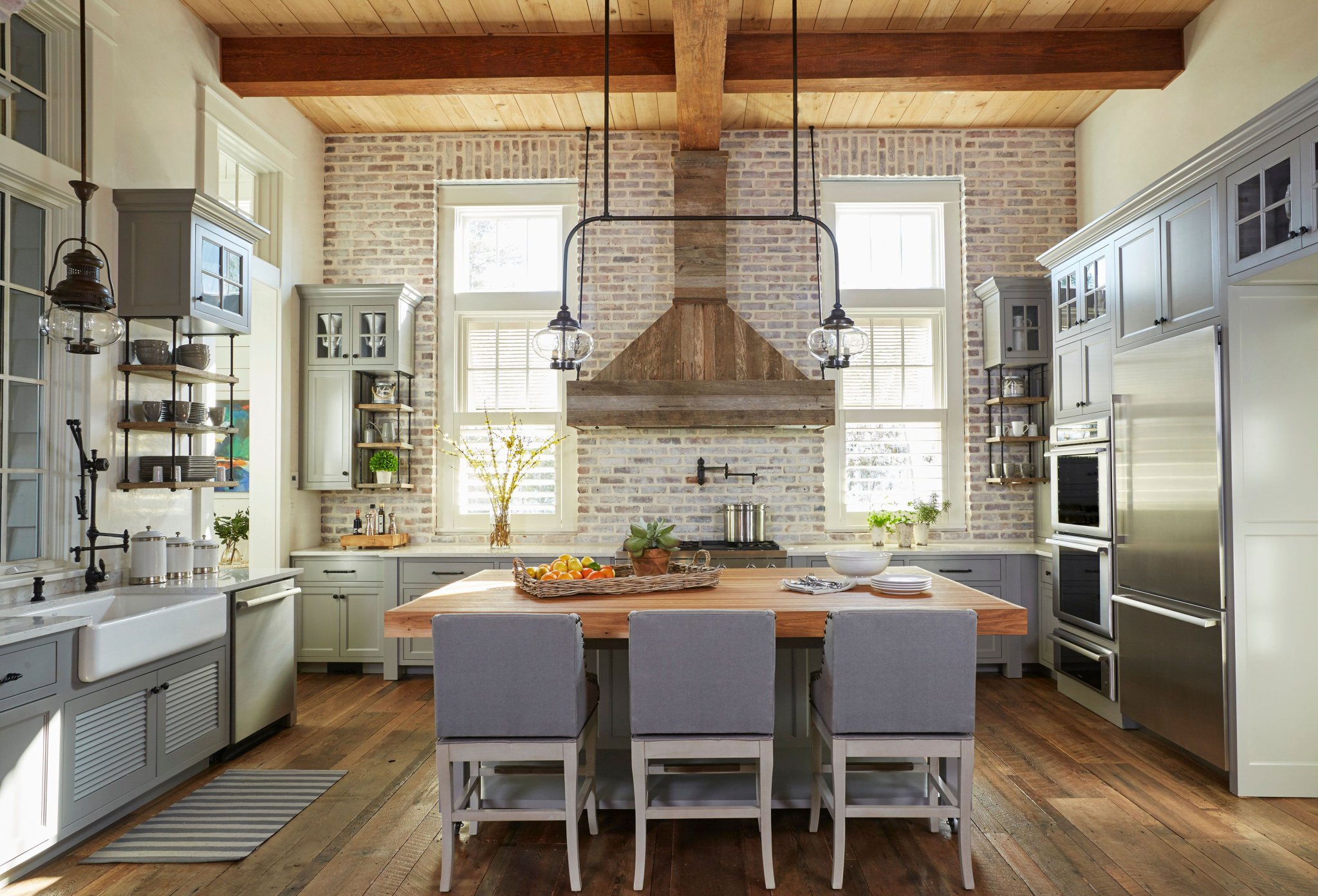 20 Industrial Kitchens That Mix Modern and Vintage