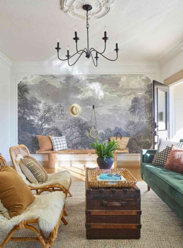 Living Room Wallpaper Ideas That Make a Statement