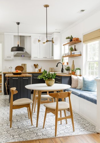 25 Eat-In Kitchens Perfect for Casual Family Dining