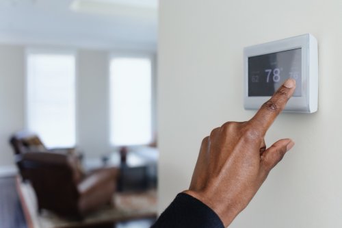 HVAC Pros Reveal the Ideal Winter Home Temperature to Save Energy (and Money!)