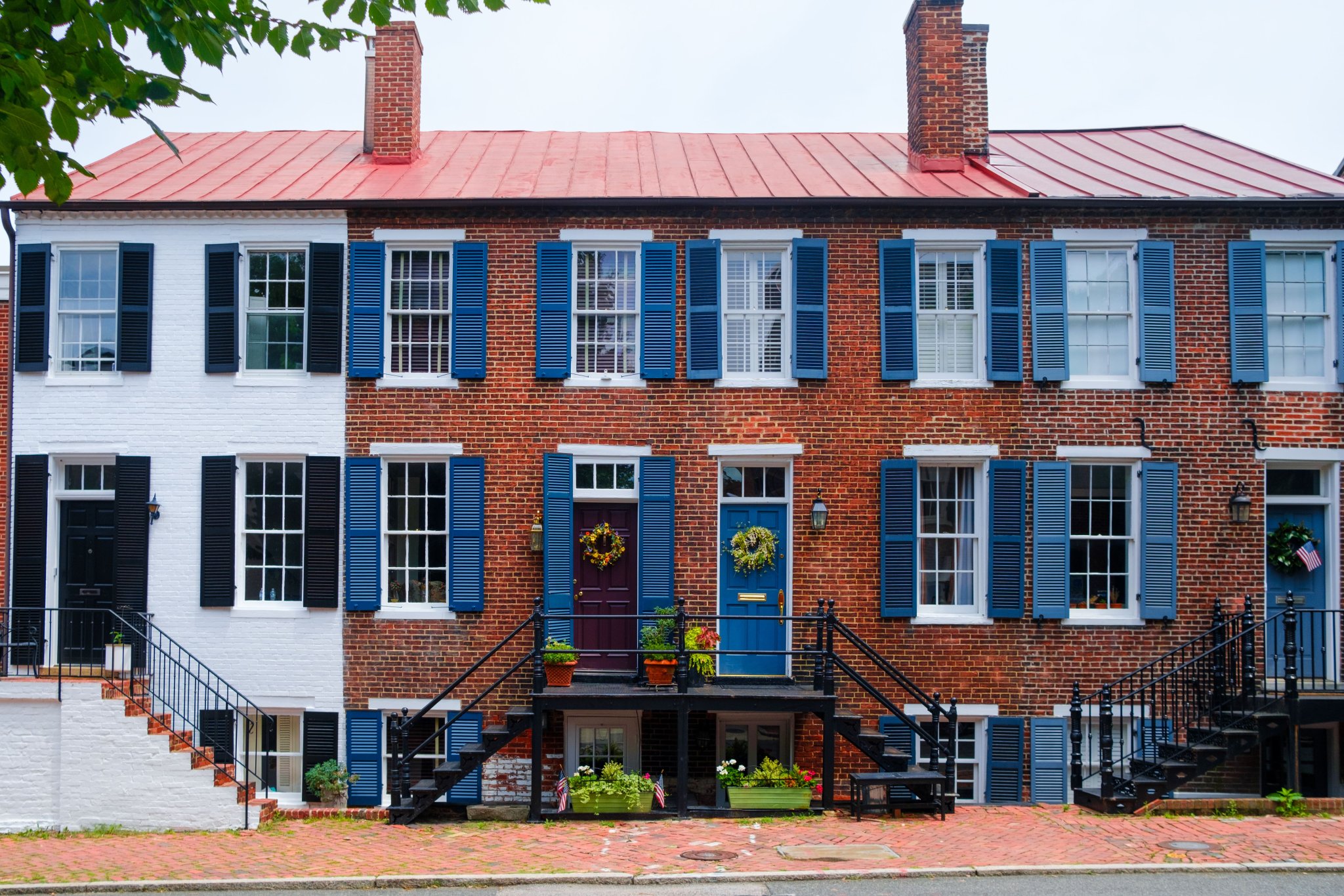 What's the Difference Between a Townhome and Condo?