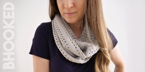 Easy Lace Knit Cowl Free Pattern & Tutorial from B.Hooked