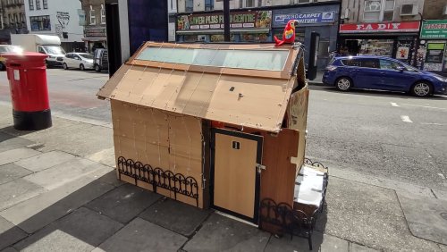 Housing crisis update: A man has now built a wooden house on a London pavement
