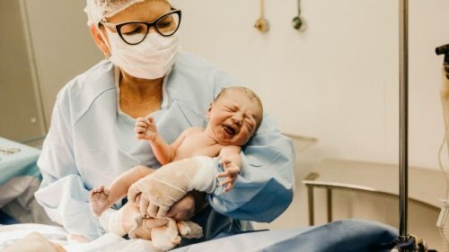 Infantile amnesia: Why you don’t remember being born