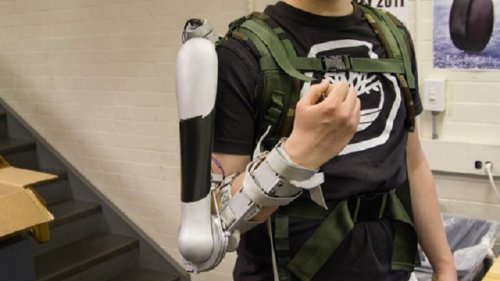 This Affordable Robotic Arm Increases Strength By 40 Percent