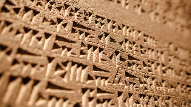 New AI translates 5,000-year-old cuneiform tablets instantly