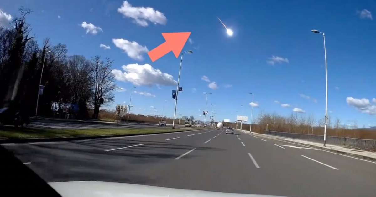 Meteorite's fall to Earth retraced with dashcam footage