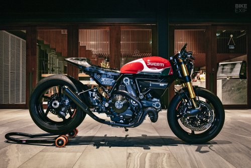 A Scrambler Ducati upgraded by a pro moto designer