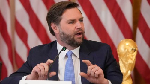 „Fahrt wieder nach Hause, ansonsten …“: Trump-Vize JD Vance droht WM-Fans!