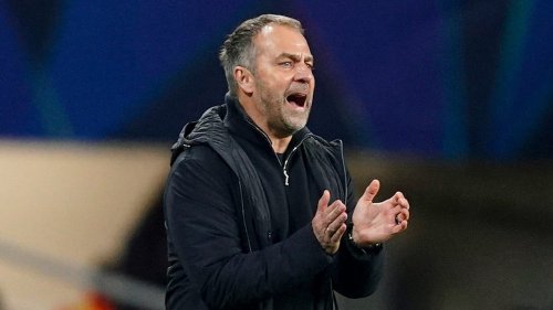 Wie er motiviert, wann er laut wird: Barça-Star verrät Hansi Flicks Kabinen-Geheimnis