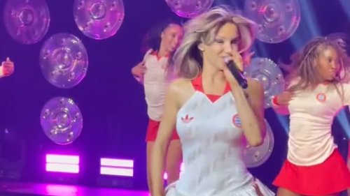 Shirin David holt Bayern-Star plötzlich auf die Bühne