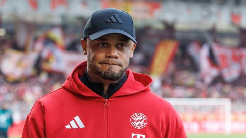 Er hat gerade erst verlängert: Kreuzband-Schock! Bayern-Star fällt halbes Jahr aus