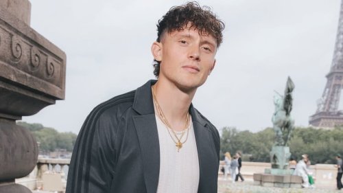 Das macht auch nicht jeder!: Hertha-Star Reese erklärt seinen extravaganten Mode-Style