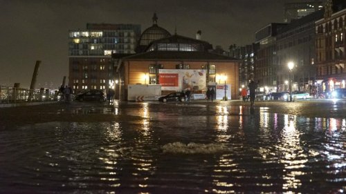 Sturmflut-Warnung für Hamburg