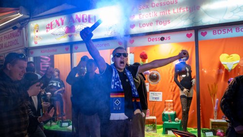 So feiert die Reeperbahn den Aufstieg