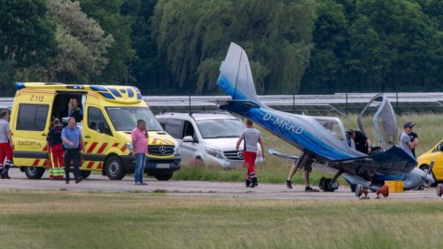 83-jähriger Pilot mit Bruchlandung - zwei Verletzte