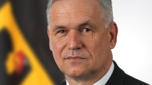 Marine-Chef muss zum Rapport