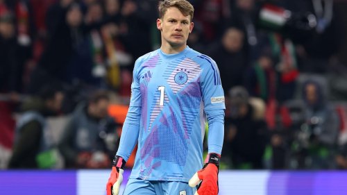 VfB-Keeper über Urbig-Transfer: Nübel: „Bayern hätte in noch höheres Regal greifen können“