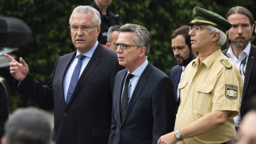 Minister Herrmann denkt