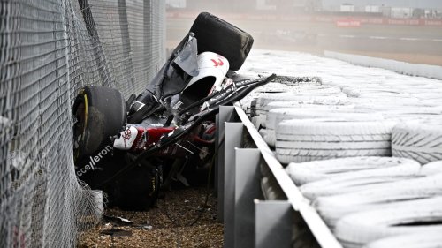 Formel 1 hält nach Horror-Crash den Atem an