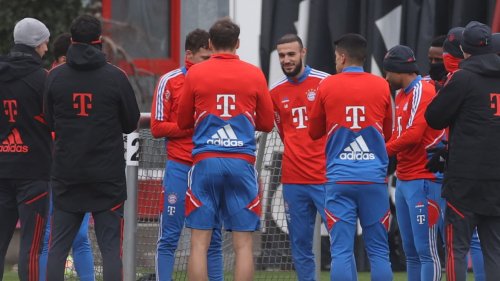 Mazraoui zurück! Glücks-Moment vor dem Bayern-Training