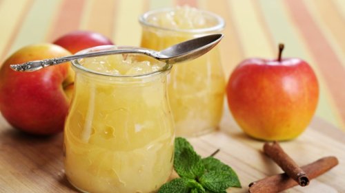 Ab ins Glas: Köstliche Apfel-Minz-Marmelade