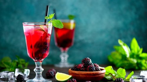 Cocktail zum Anstoßen: Earl Grey Berry mit schwarzem Tee