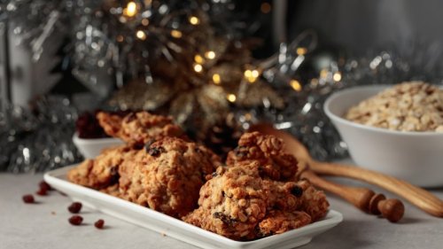 Zum Verlieben gut: Weihnachtliche Haferflocken-Rosinen-Kekse