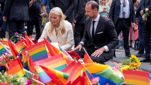 Kronprinz Haakon und Mette-Marit besuchen Gedenkstätte in Oslo